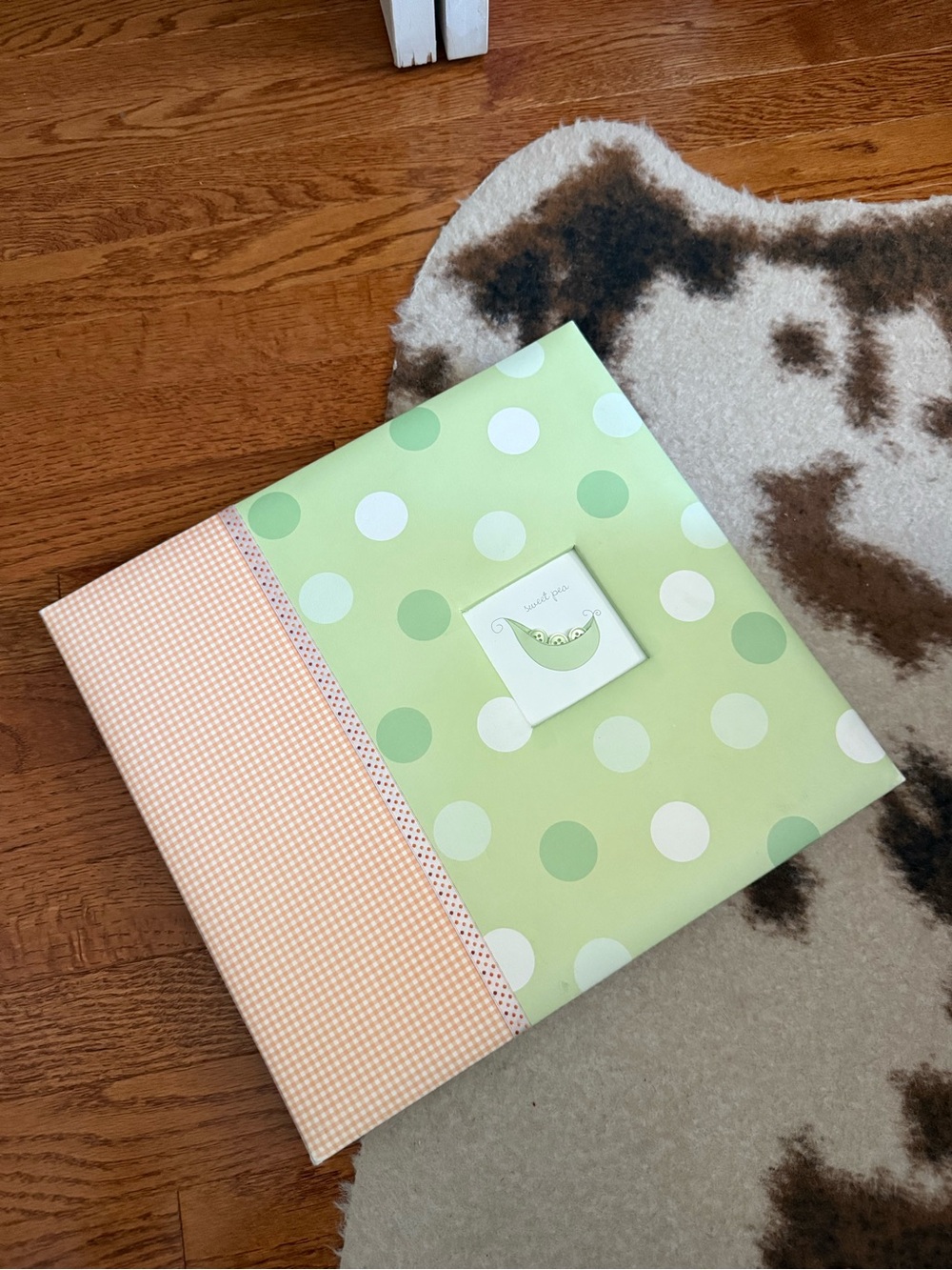 Scrapbook Green Polka Dot - Home Organization